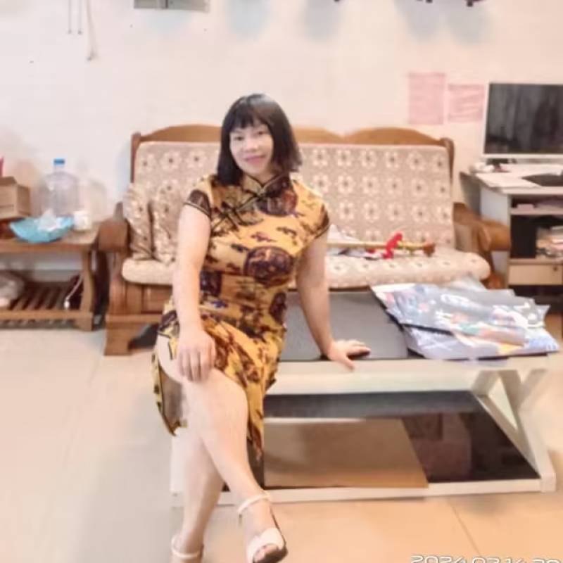 Chunhong liu
