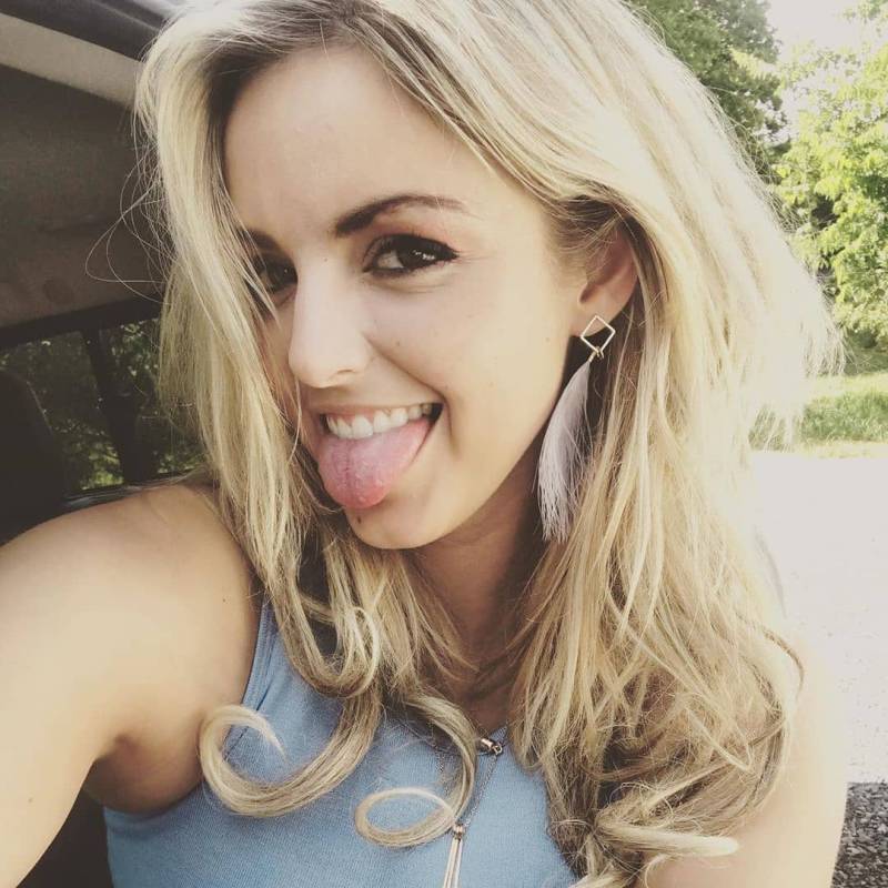 Sarah555547335 dating